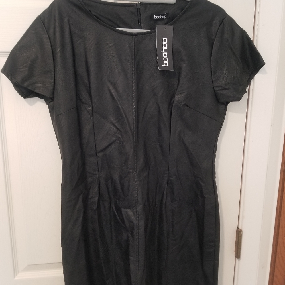 BOOHOO 👗 FAUX LEATHER DRESS 16
